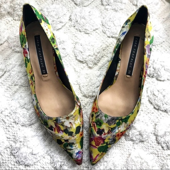 Zara Shoes - Zara Yellow Floral Pointed Toe Kitten Heel